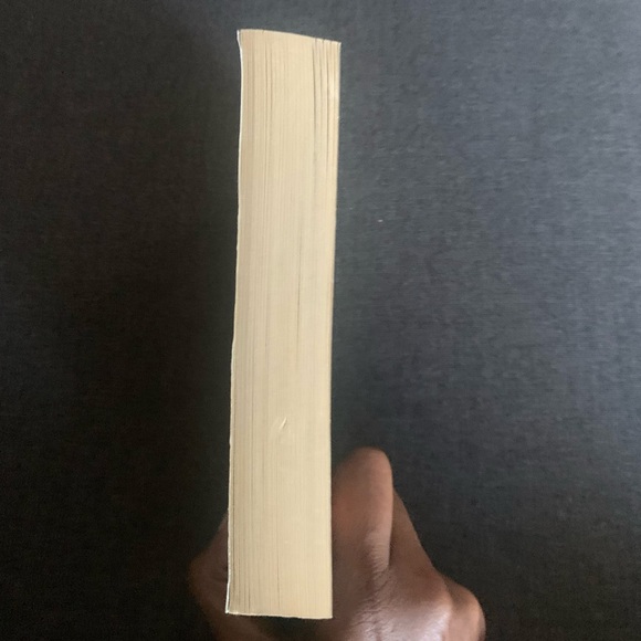 Nora Roberts 'Valley of Silence' Book Three Of The Circle Trilogy - Picture 3 of 4